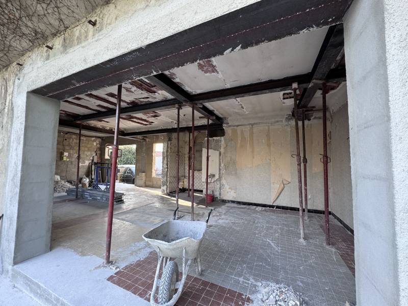 Pose d'IPN renforcement plafond sur Marignane dans les Bouches-du-Rhone